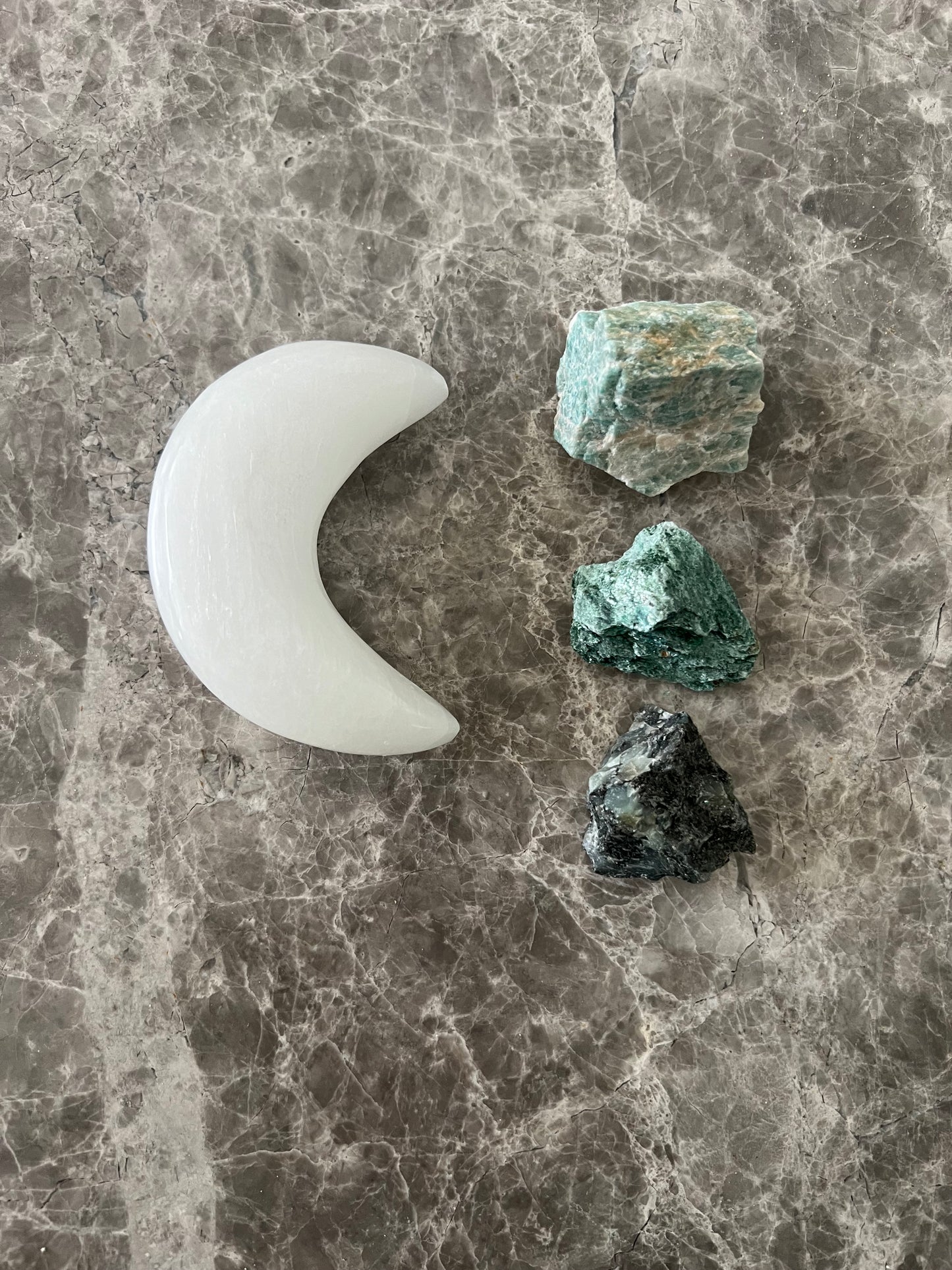 Heart Healing Crystal Kit