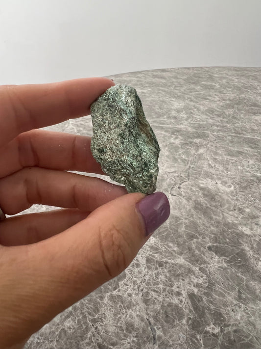 Fuschite Raw